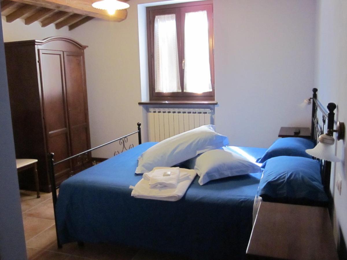 Pietra Maula Agriturismo Castelraimondo Quarto foto